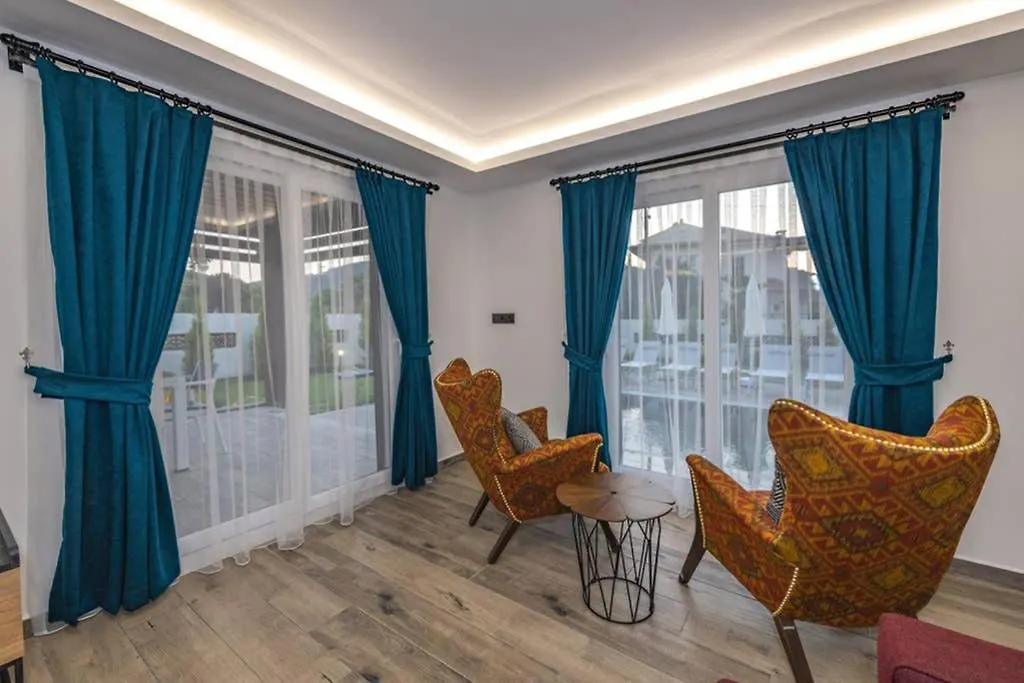 Bella- 4 Bedroom Holiday Villa In Oludeniz Fethiye