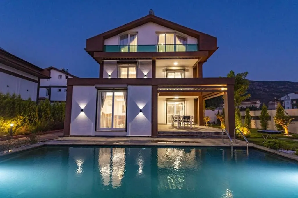Bella- 4 Bedroom Holiday Villa In Oludeniz Fethiye Turkey